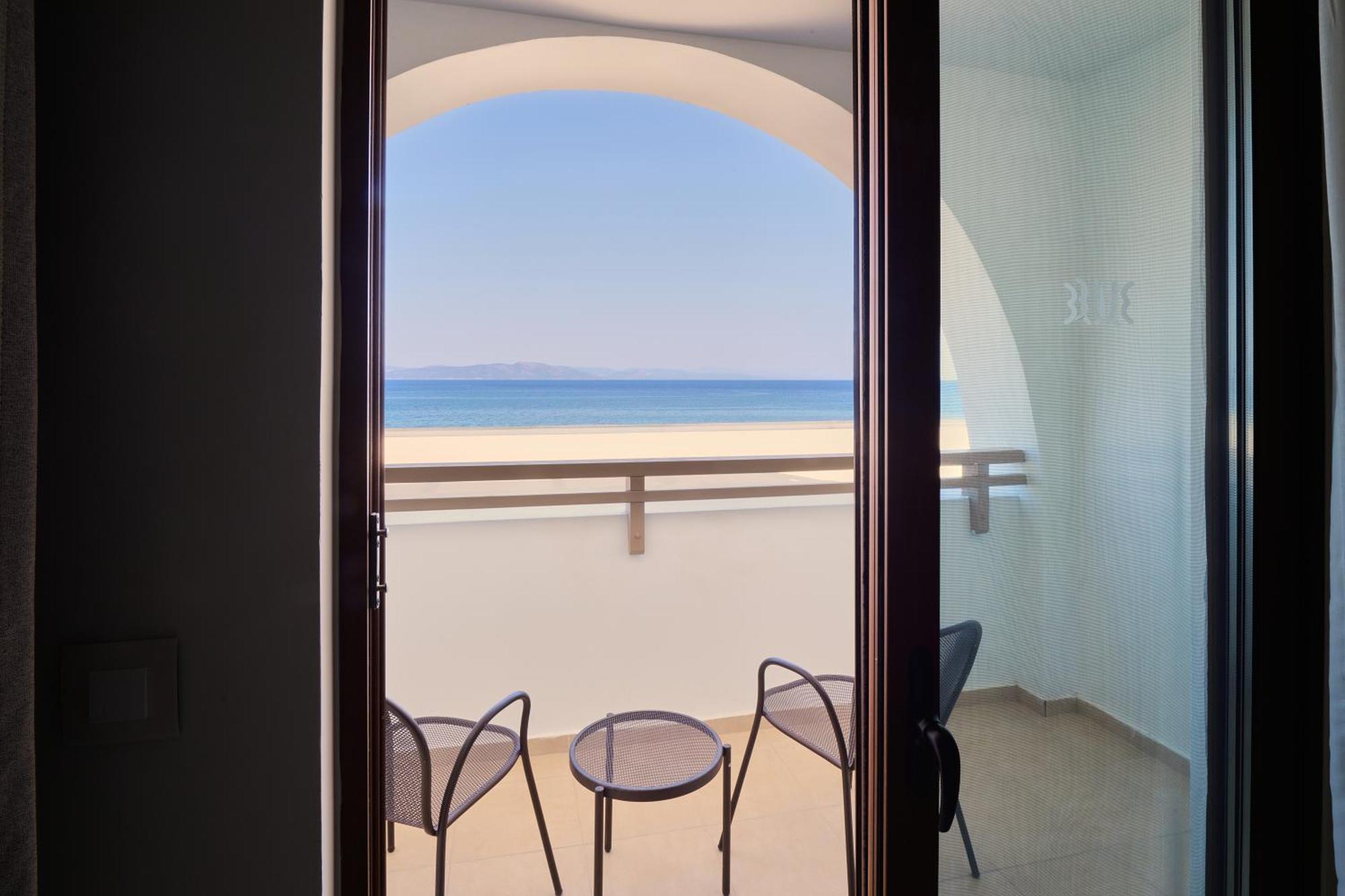 Oceanis Beach & Spa Resort Psalidi  Dış mekan fotoğraf